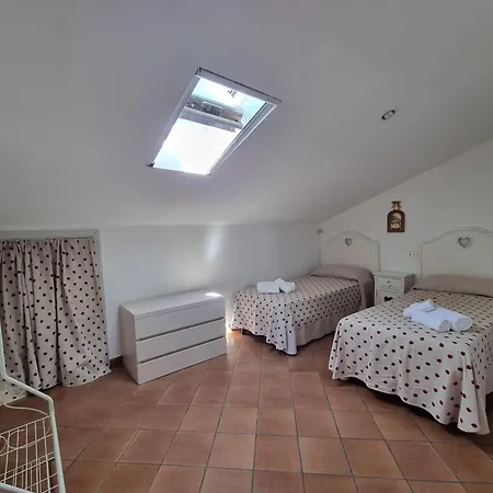 Eccociqua Assisi Apartment *